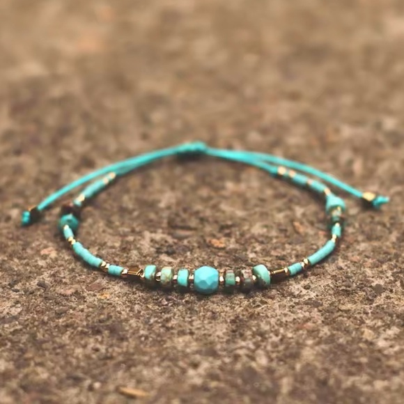 Turquoise Beaded Bracelet - Picture 1 of 3